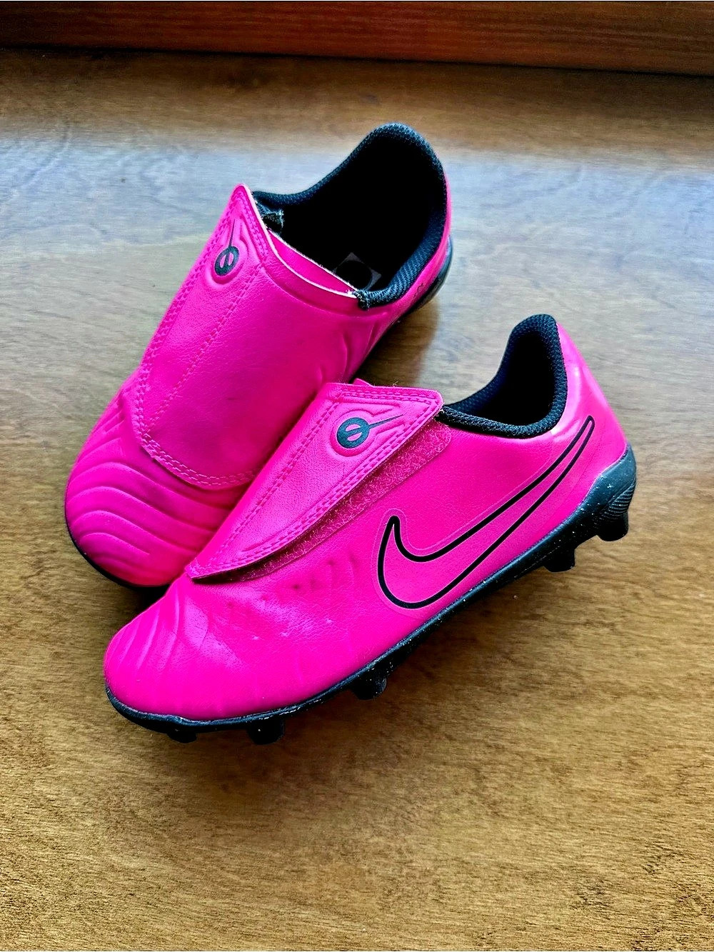 Nike Jr. Tiempo Maestro Club MG Pink & Black Cleats